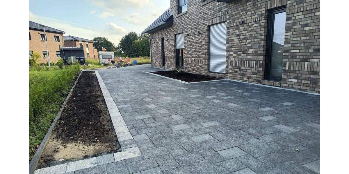 Doppelhaushälfte Hammah - 5 Zimmer, 165 m&sup2;, 1.700&euro; | Angebot:24735864