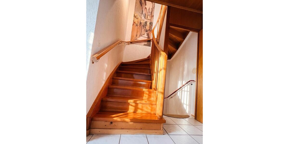 Reihenhaus Bremerhaven Schiffdorferdamm - 5 Zimmer, 106 m&sup2;, 250.000&euro; | Angebot:26602647