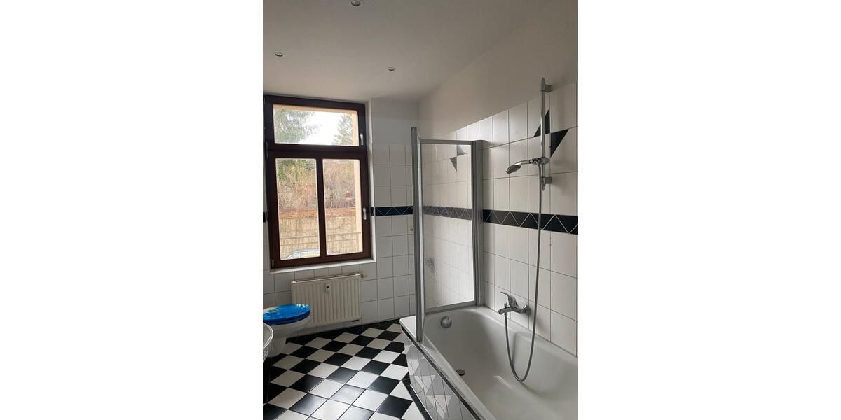 Etagenwohnung Plauen Altstadt - 4 Zimmer, 95 m&sup2;, 107.000&euro; | Angebot:27029009