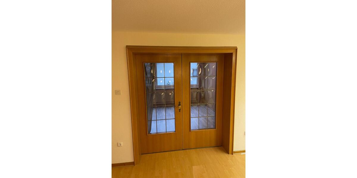 Dachgeschoßwohnung Windeck - 3 Zimmer, 95 m&sup2;, 750&euro; | Angebot:25307156
