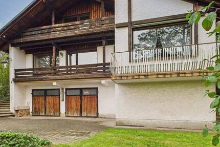 Haus Georgensgmünd - 6 Zimmer, 262 m&sup2;, 695.000&euro; | Angebot:23983007