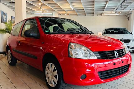 Renault Clio 199.000 km 1.999 € Schwanfeld 97523