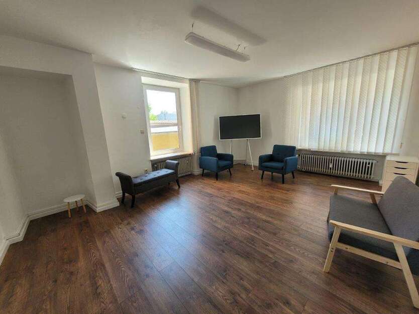 Büro in Augsburg 1.175 € 106.9 m²