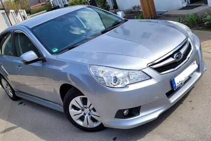 Subaru Legacy 197.000 km 5.500 &euro; Poing 85586