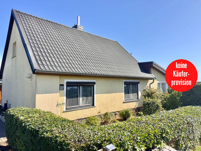 HORN IMMOBILIEN + RESERVIERT! hübsches Haus bei Woldegk mit großem Grundstück in Randlage, Einbauküche + Garagen 5 zimmer