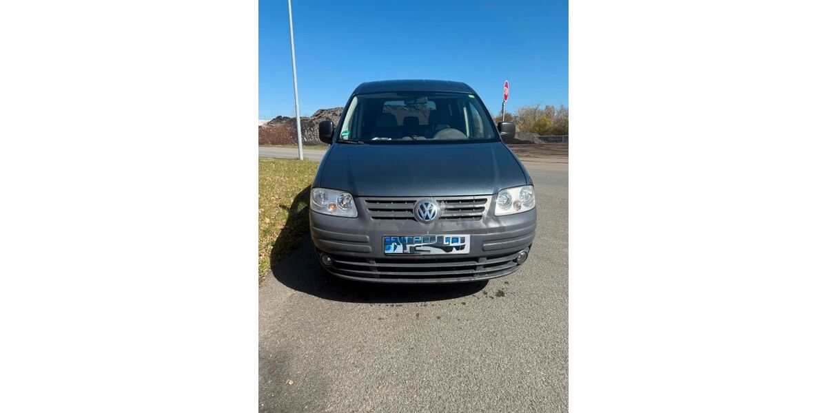 VW Caddy 271.000 km 2.550 &euro; Starkenberg 04617