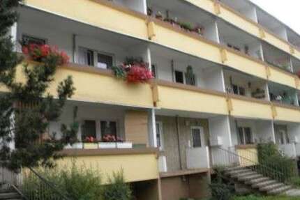 Wohnung Dessau-Roßlau Roßlau - 3 Zimmer, 67 m&sup2;, 430&euro; | Angebot:25637463