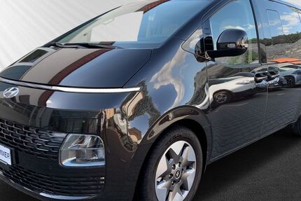 Hyundai STARIA 15.500 km 42.980 &euro; Dresden / Radebeul 01445