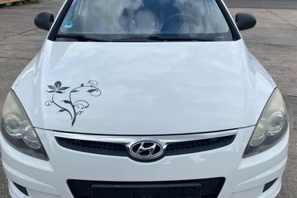 Hyundai i30 221.800 km 2.999 &euro; Speyer 67346