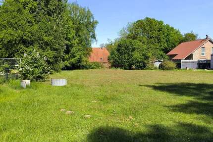 Grundstück zu verkaufen in Wedemark 445.000 € 1200 m²