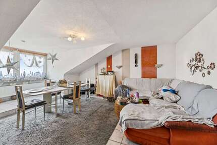Wohnung zum Kaufen in Hallstadt 197.000 € 83.11 m² 3 zimmer