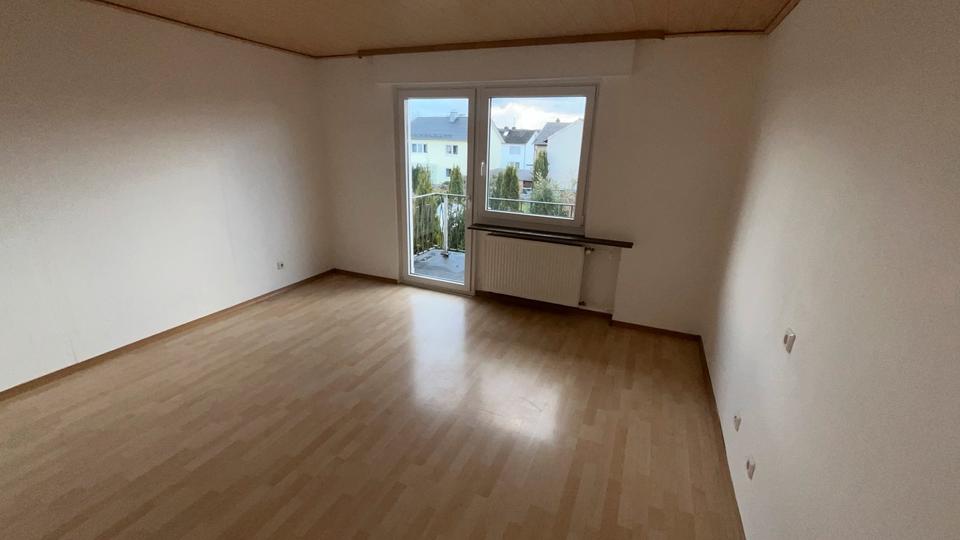 Doppelhaushälfte Korbach - 4 Zimmer, 131 m&sup2;, 249.000&euro; | Angebot:25261533