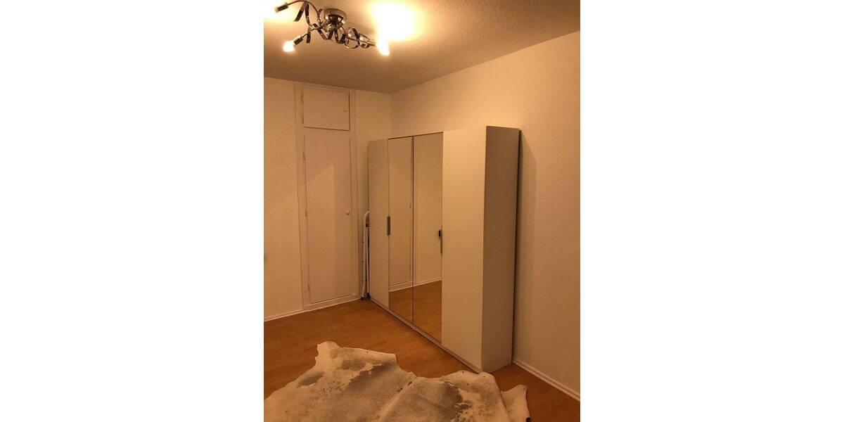 Etagenwohnung Frankfurt am Main Westend-Süd - 2 Zimmer, 69 m&sup2;, 1.400&euro; | Angebot:26833837