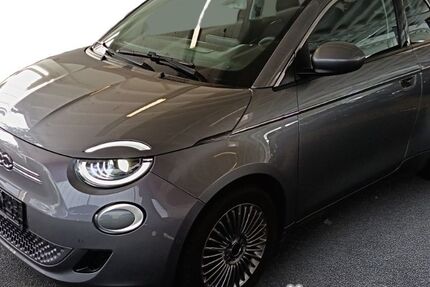 Fiat 500e 14.972 km 19.250 &euro; Itzehoe 25524