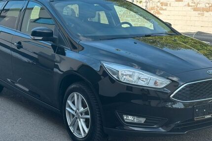 Ford Focus 146.600 km 7.600 &euro; Rheinbach 53359
