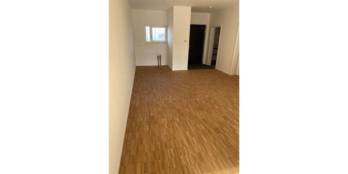Erdgeschoßwohnung Pfullingen - 2 Zimmer, 66 m&sup2;, 950&euro; | Angebot:26670364