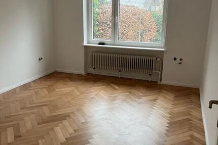 Haus Rendsburg - 7 Zimmer, 1.951 m&sup2;, 1.661&euro; | Angebot:26347822