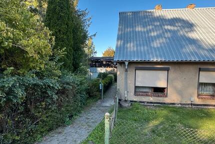 Sanierungsbedürftige 200m2 Haushälfte mit 5000m2 Grundstück 5 zimmer