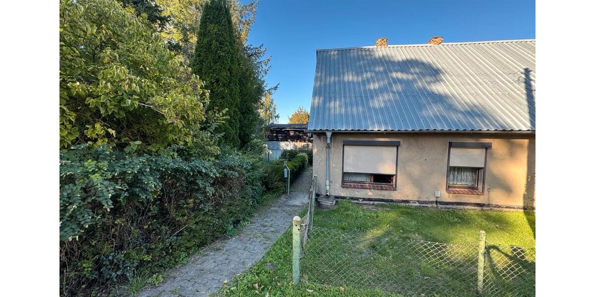 Sanierungsbedürftige 200m2 Haushälfte mit 5000m2 Grundstück 5 zimmer