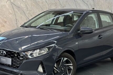 Hyundai i20 64.800 km 16.200 &euro; Spaichingen 78549