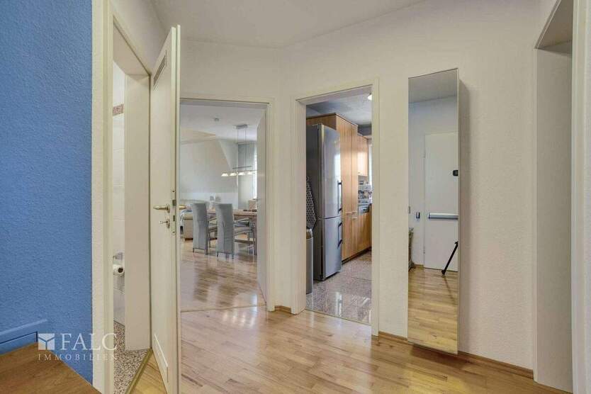 Traumhafte Maisonette Wohnung am Stadtrand in Köln Weiden 4 zimmer