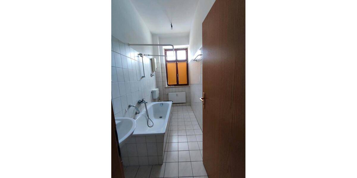 Erdgeschoßwohnung Cottbus - 3 Zimmer, 73 m&sup2;, 75.000&euro; | Angebot:27492847