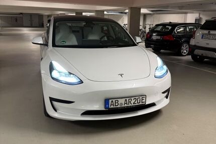 Tesla Model 3 34.000 km 26.900 &euro; Aschaffenburg 63741