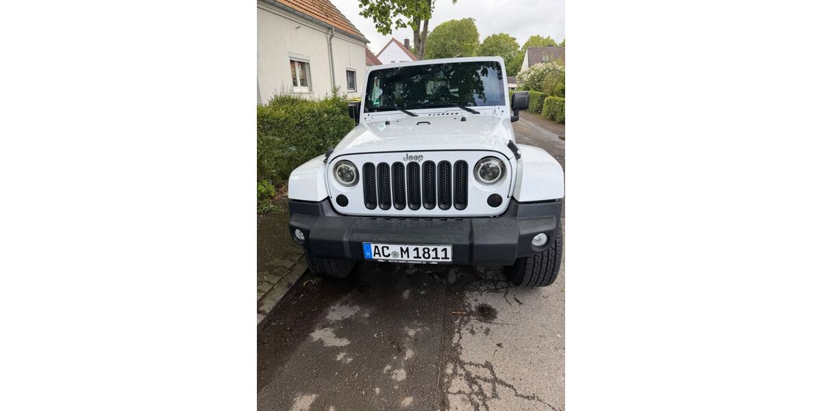 Jeep Wrangler 125.000 km 26.900 &euro; Alsdorf 52477