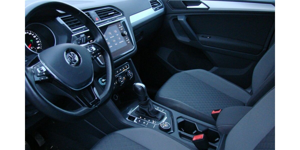 VW Tiguan 2.0TSi Comfortline BMT 4M SHZ ACC LED AHK 69.021 km 24.980 &euro; Falkensee 14612