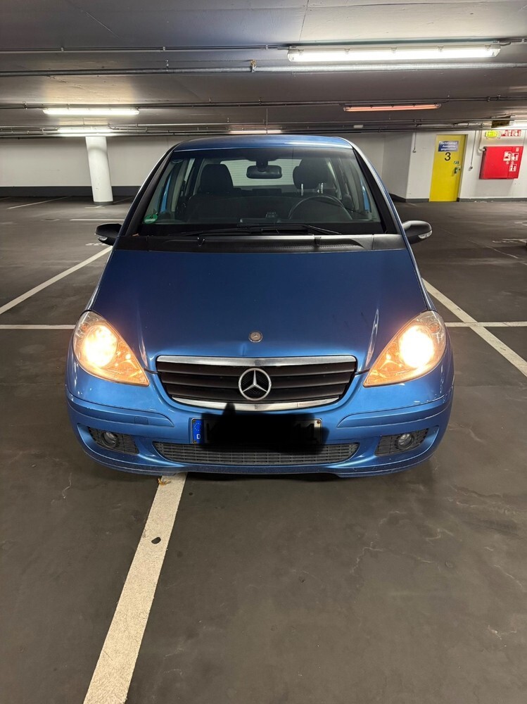 Mercedes-Benz A-Klasse 157.878 km 3.777 € Köln 50667