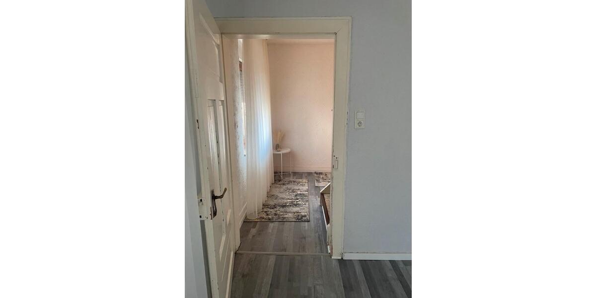 Einfamilienhaus Aßlar - 5 Zimmer, 130 m&sup2;, 1.100&euro; | Angebot:25496752