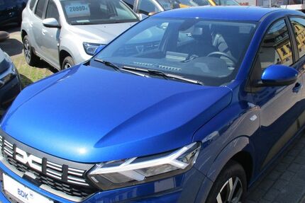 Dacia Sandero 32.000 km 15.990 € Heusweiler 66265