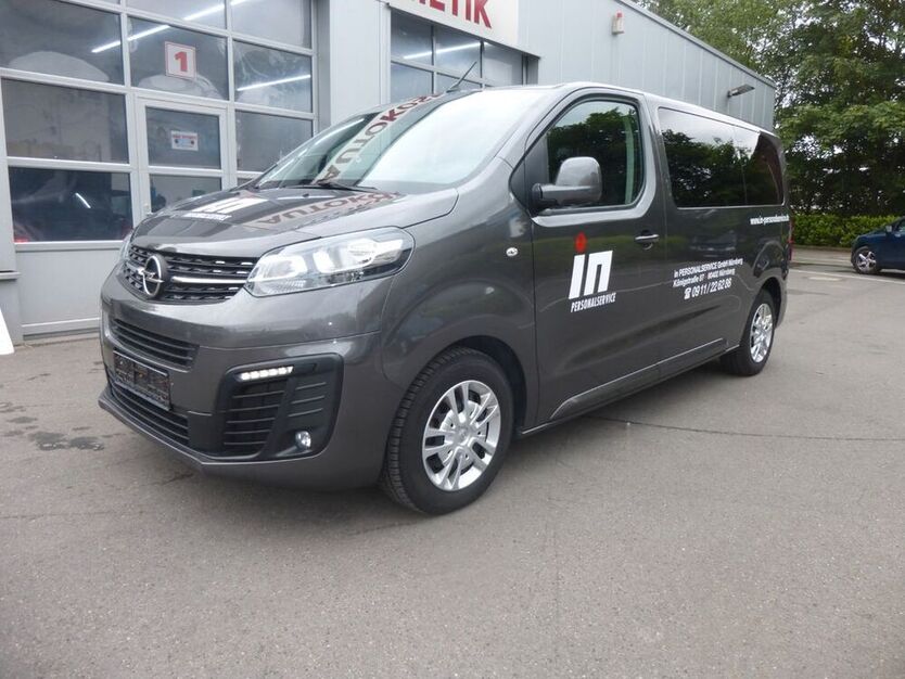 Zafira Life