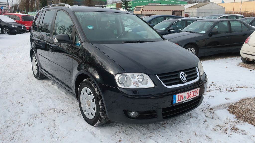 VW Touran 280.000 km 3.390 &euro; Ingolstadt 85053