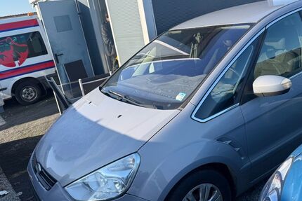 Ford S-Max 230.000 km 1.290 &euro; Mittenwalde 15749