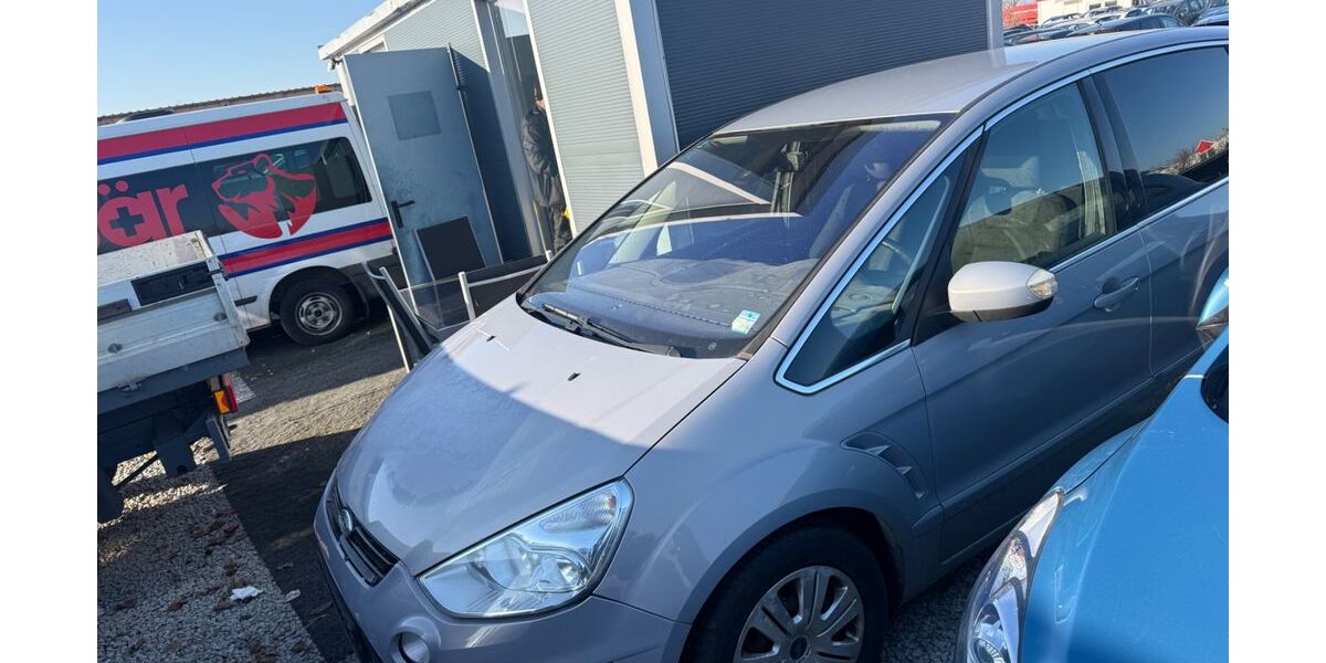 Ford S-Max 230.000 km 1.290 &euro; Mittenwalde 15749