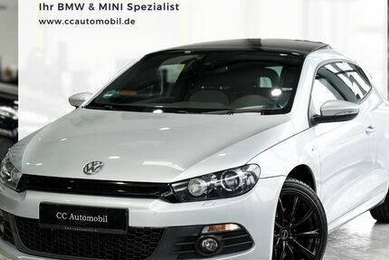 VW Scirocco 214.389 km 11.950 € Fürth 90763