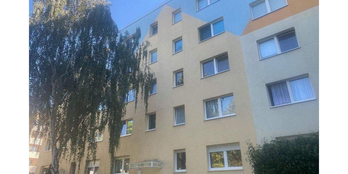 Zimmer Halle (Saale) Nördliche Neustadt - 3 Zimmer, 57 m&sup2;, 345&euro; | Angebot:26343851