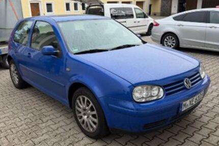 VW Golf 183.000 km 2.300 &euro; Erding 85435