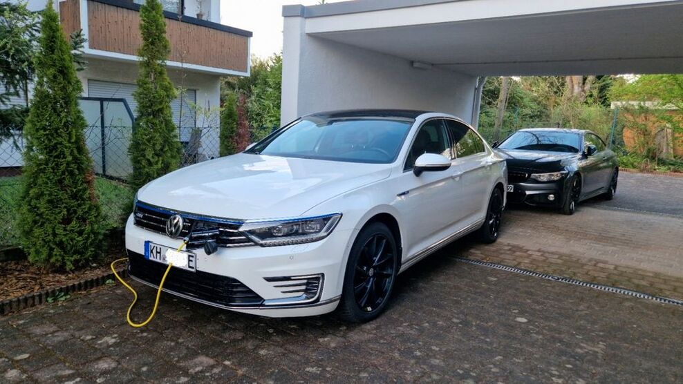 VW Passat 89.000 km 17.990 € Bad Kreuznach 55543