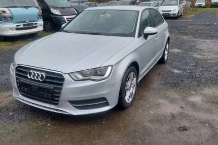 Audi A3 300.000 km 6.000 € Elz 65604