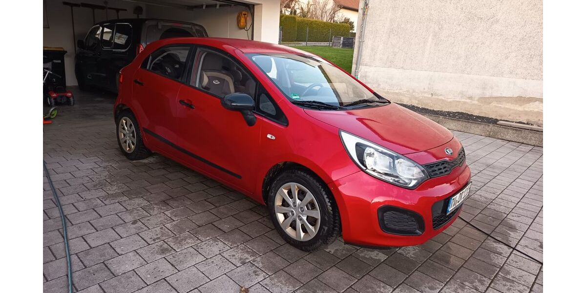 Kia Rio 103.000 km 4.300 &euro; Bad Wurzach 88410