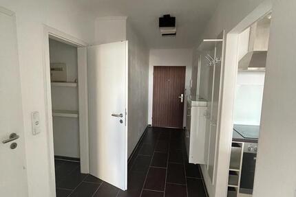 Wohnung Frankenthal (Pfalz) - 2.5 Zimmer, 65 m&sup2;, 700&euro; | Angebot:26340238