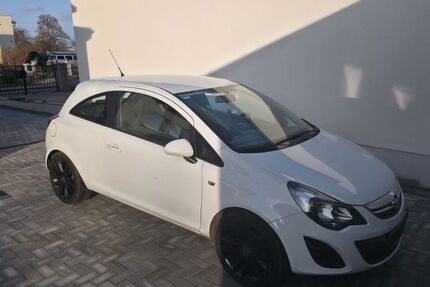 Opel Corsa 136.300 km 4.100 &euro; Finowfurt 16244