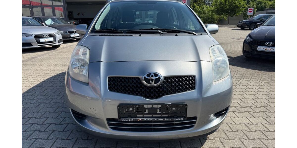 Toyota Yaris 184.867 km 3.999 &euro; Ibbenbüren 49479