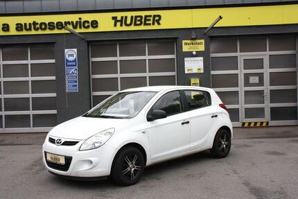 Hyundai i20 65.000 km 3.499 &euro; Bad Kötzting 93444