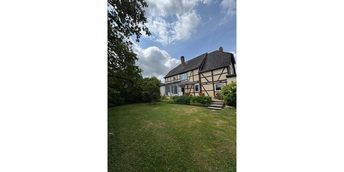 Einfamilienhaus Bergen an der Dumme - 8 Zimmer, 160 m&sup2;, 210.000&euro; | Angebot:27095743