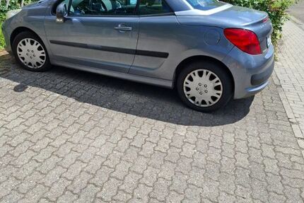 Peugeot 207 68.000 km 1.500 &euro; Landau 76829