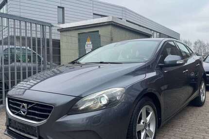 Volvo V40 172.500 km 7.590 &euro; Pinneberg 25421