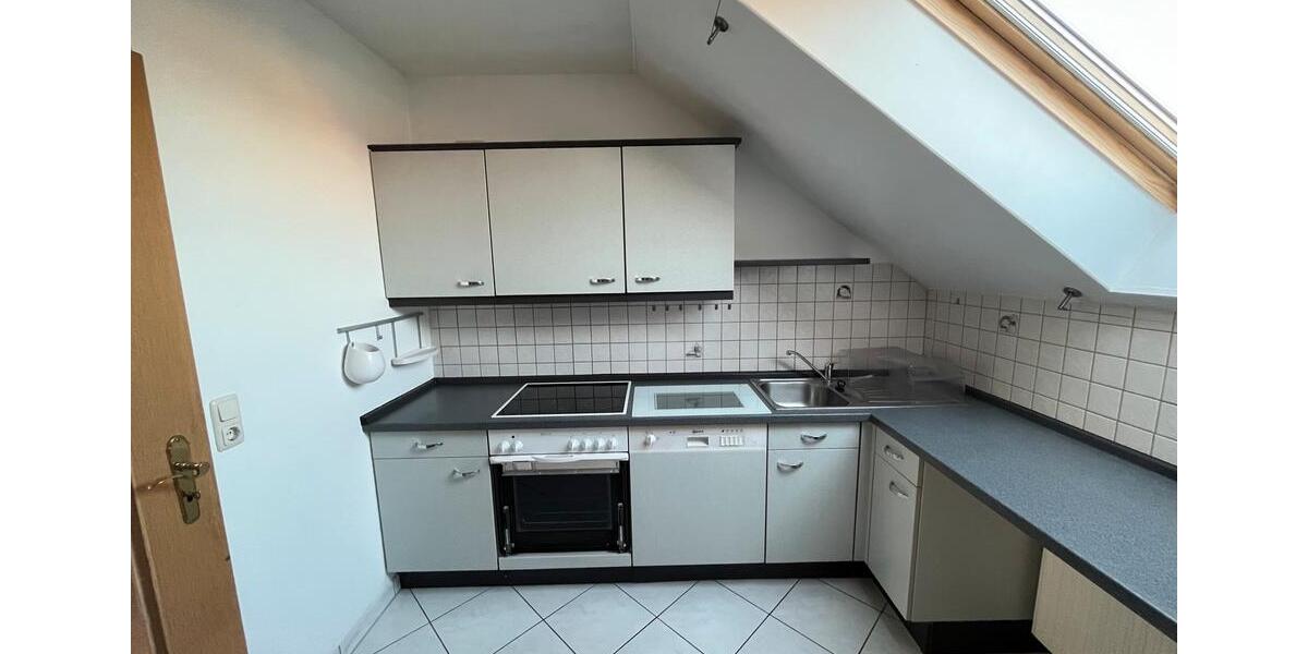 Dachgeschoßwohnung Regen - 2 Zimmer, 68 m&sup2;, 470&euro; | Angebot:25402255